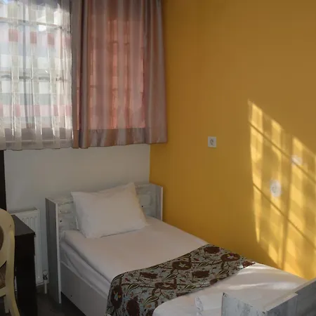 Otel The *